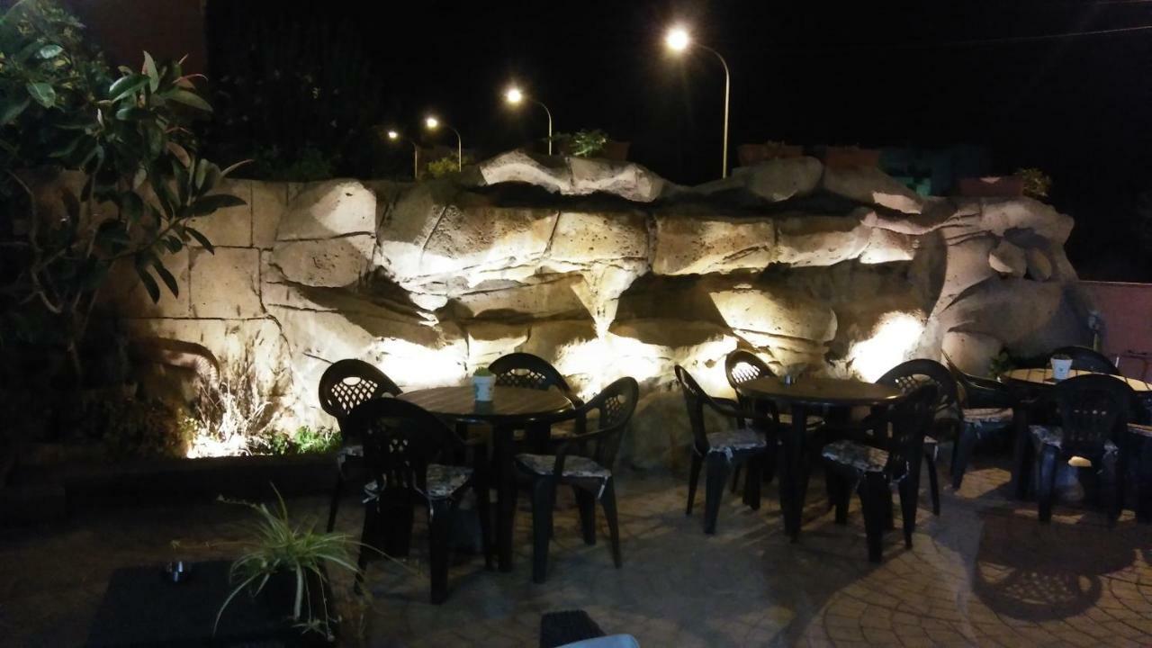 Hostal Sant Roc 博特阿瑞尔 外观 照片