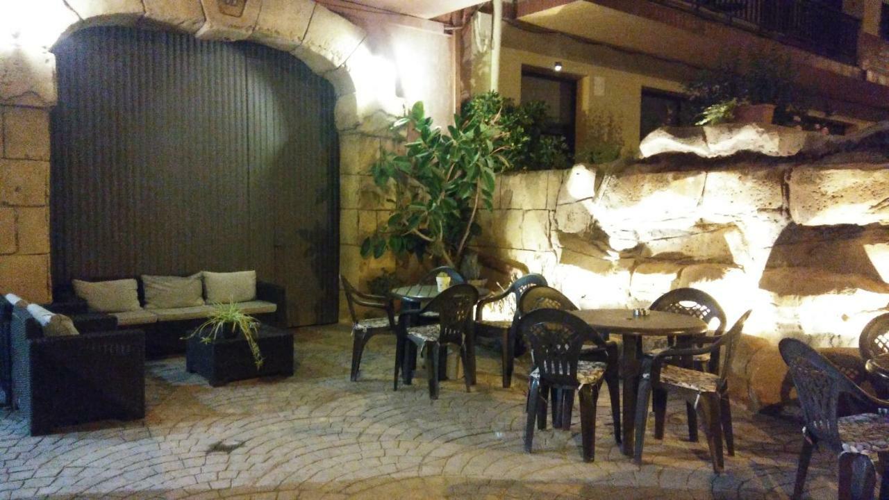 Hostal Sant Roc 博特阿瑞尔 外观 照片